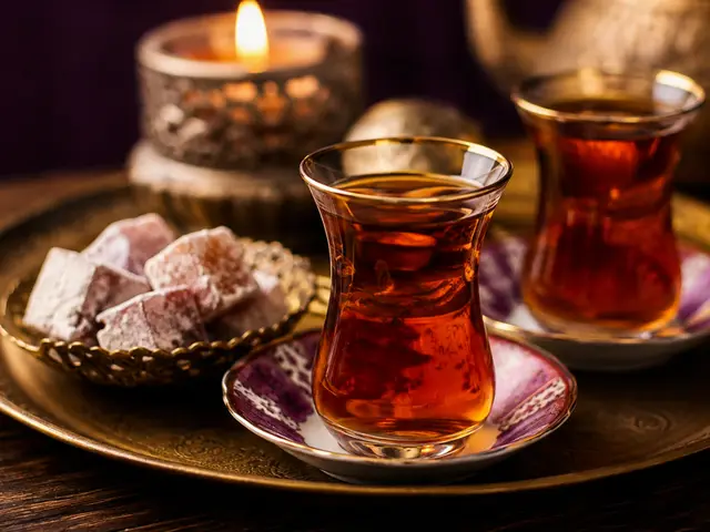İnce belli bardakta çay ve lokum — Fındıklı, Masaj Salonun